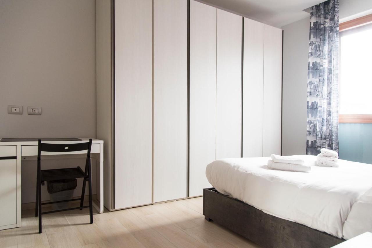 Youhosty - Inganni 74 Milano Exteriör bild