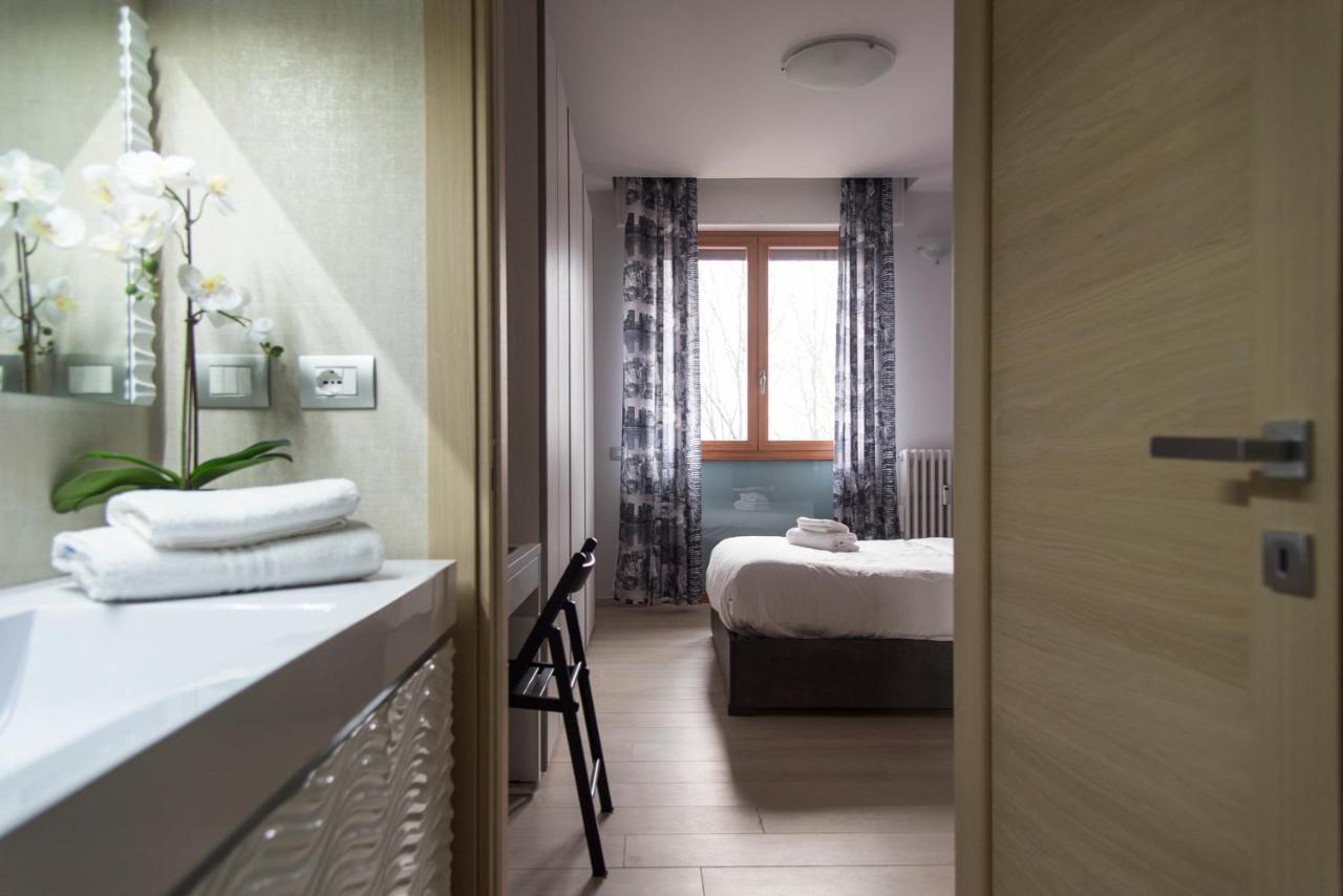Youhosty - Inganni 74 Milano Exteriör bild